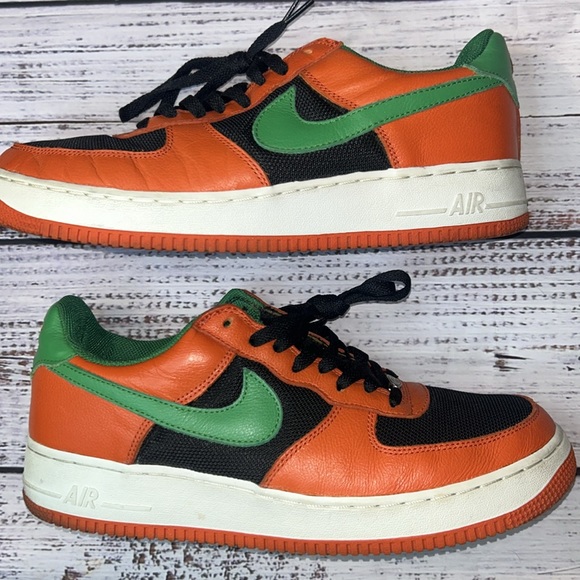 Nikes Air Force 1 “Carnival”-  Sz-11-Released “03”-Excellent condition for age - Picture 10 of 10